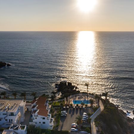 Vrachia Beach Hotel & Suites - Adults Only Paphos Exterior photo